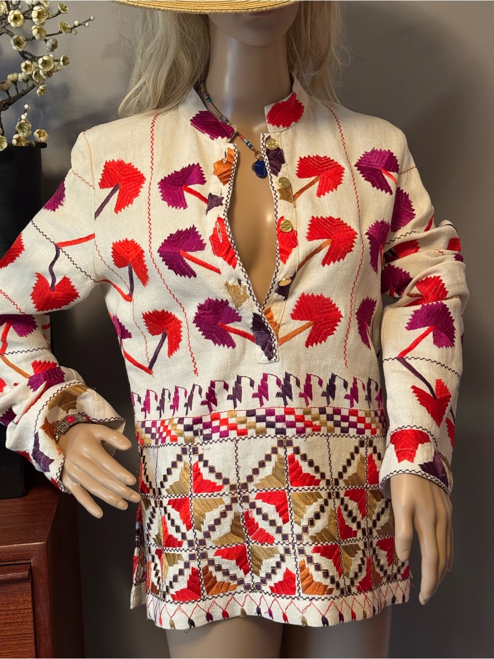 Tory Burch Cream Embroidered Linen Tunic with Red & Purple Accents - Picture 11 of 13